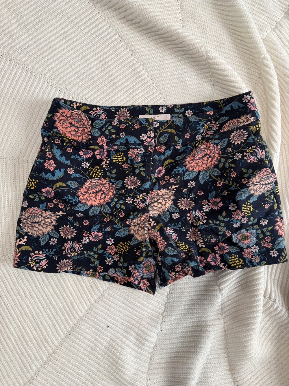 Loft Floral Cotton-Blend Navy Shorts